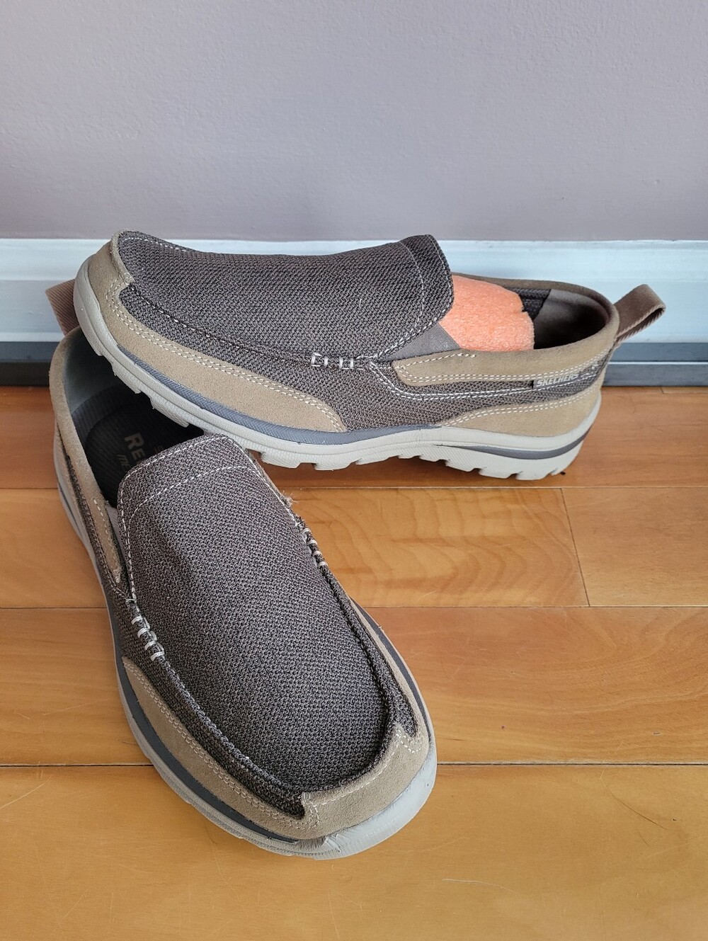 Skechers Mens 64365 Brown Superior Milford Memory Foam Slip-On Size 8 Loafers
